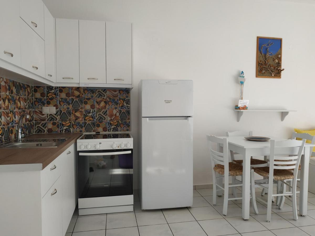 Livadi Apartments ปลาเกียส ภายนอก รูปภาพ