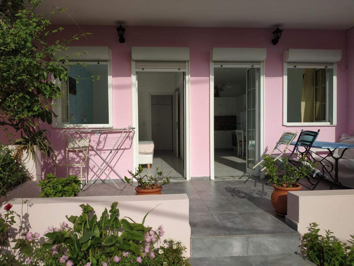 Livadi Apartments ปลาเกียส ภายนอก รูปภาพ
