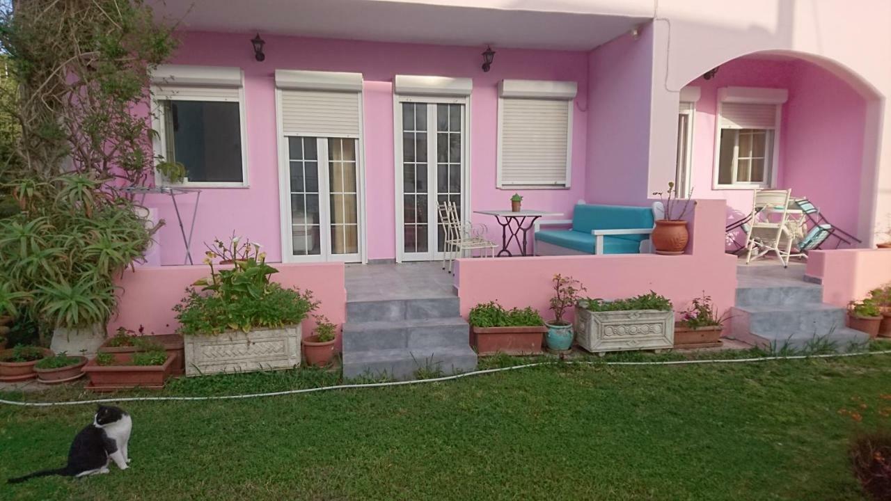 Livadi Apartments ปลาเกียส ภายนอก รูปภาพ